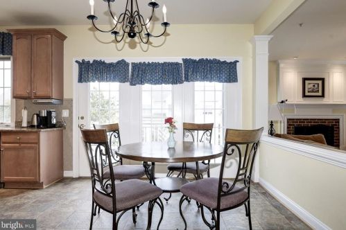 204 Deep Trail Ln, Rockville MD  20850-7753 exterior