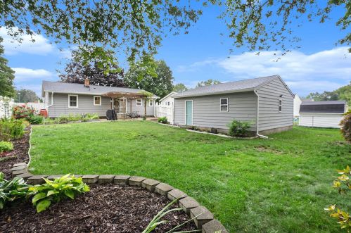 4611 Valleyridge Ave, Wyoming MI exterior