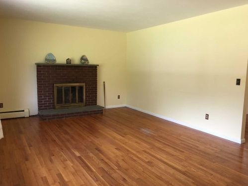 13 Idlewild Dr, Poughkeepsie NY 12601-6601 exterior