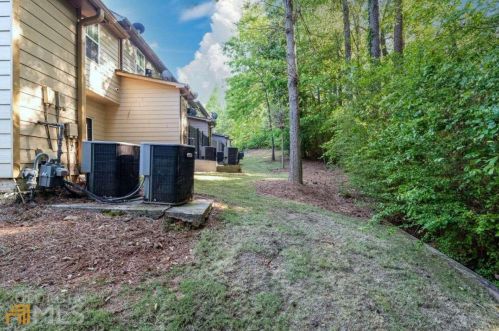 2753 Keystone Ave, Lithonia GA exterior