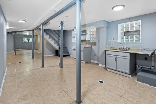 6237 Maplewood Ave, Chicago IL  60629-1623 exterior