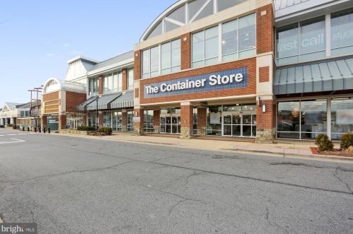 1904 Lewis Ave, Rockville MD 20851-2330 exterior