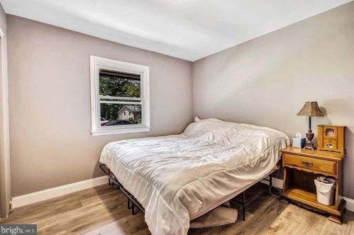 321 Mohawk Trl, Browns Mills NJ  08015-6301 exterior