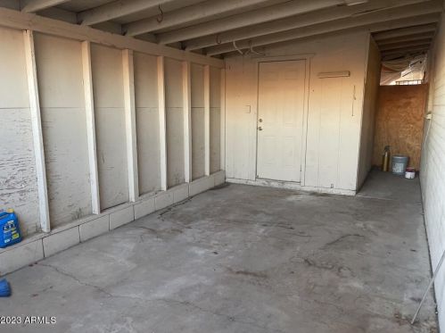 9632 12 Ave, Phoenix AZ 85021-3006 exterior