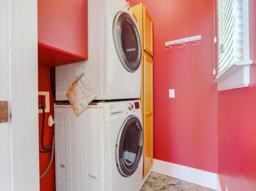 516 D St, Davis CA 95616-3815 exterior