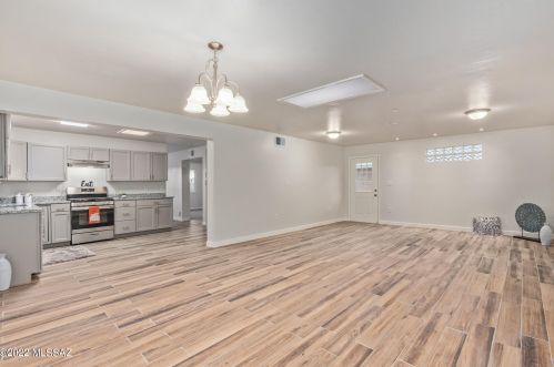 6765 Nelson Dr, Tucson AZ  85730-1661 exterior