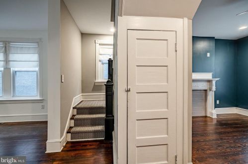 273 Hermitage St, Philadelphia PA  19127-1012 exterior