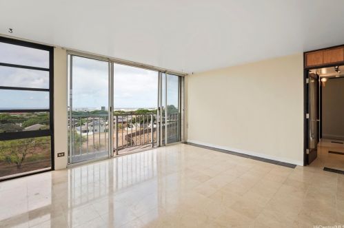 2929 Ala Ilima St, Honolulu HI  96818-2544 exterior