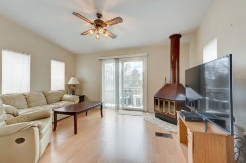 839 Bower Hill Rd, Pittsburgh PA 15243-1508 exterior