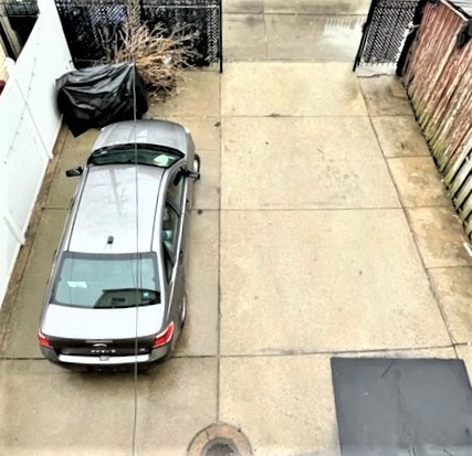 2333 Hoyne Ave, Chicago IL 60643-1816 exterior