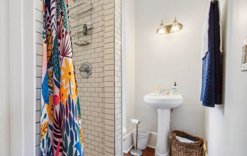 98 Live Oak Ave, Defuniak Springs FL  32435-2383 exterior