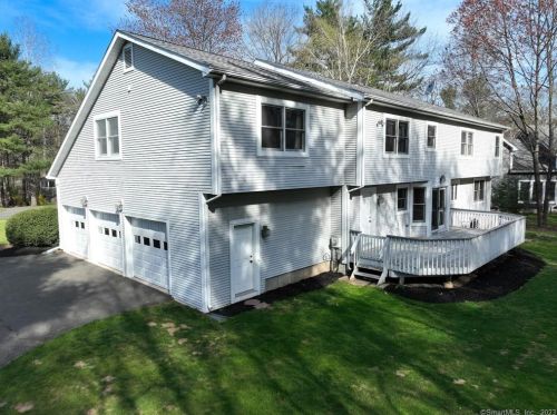 36 Pierce Blvd, Windsor, CT 06095-1787