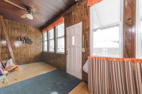 3657 Artesian Ave, Chicago IL 60645-5301 exterior