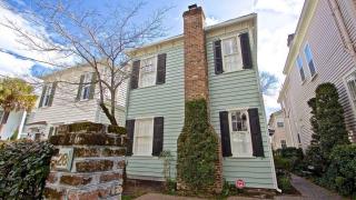 28 New St, Charleston, SC 29401-2406