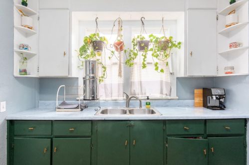 10012 Annette Ave, Tampa FL 33612-6826 exterior