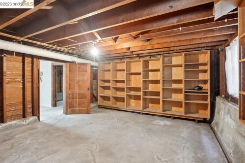 1318 Stannage, Berkeley CA 94706-1640 exterior