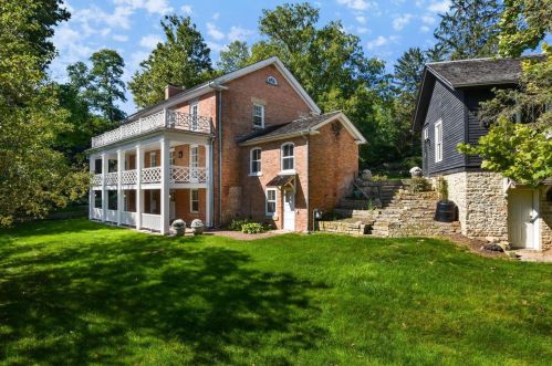 3706 Nakoma Rd, Madison WI  53711-2912 exterior