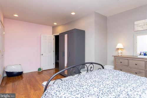 2347 American St, Philadelphia PA 19133-0034 exterior