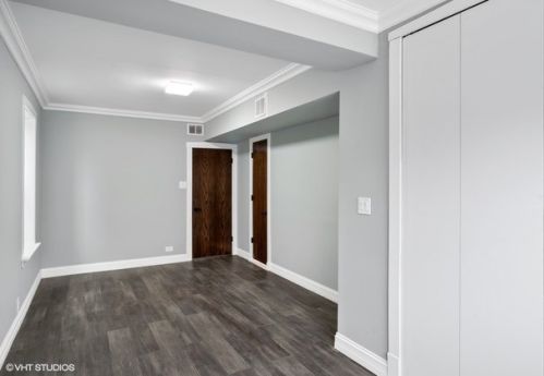 6540 Washtenaw Ave, Chicago IL 60645-5341 exterior