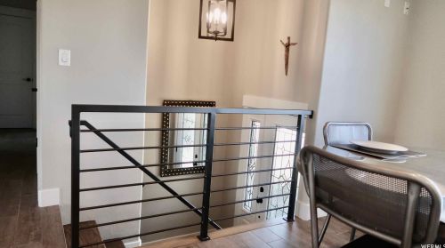 7624 2550, Taylorsville UT 84084-3865 exterior