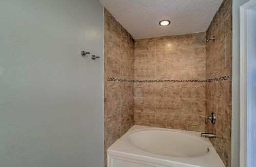 4738 Pond Rdg Dr, Riverview FL 33578-2104 exterior