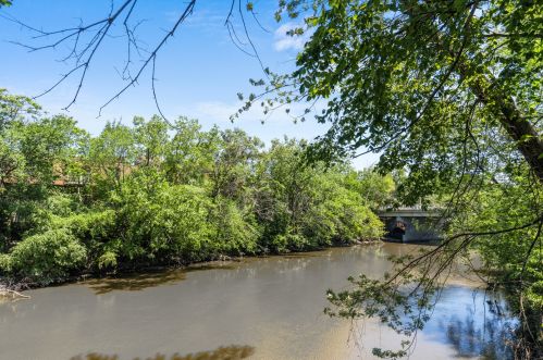 2703 Agatite Ave, Chicago IL 60630-3501 exterior