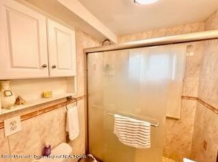 57 Eardley Rd, Edison NJ 08817-3030 exterior