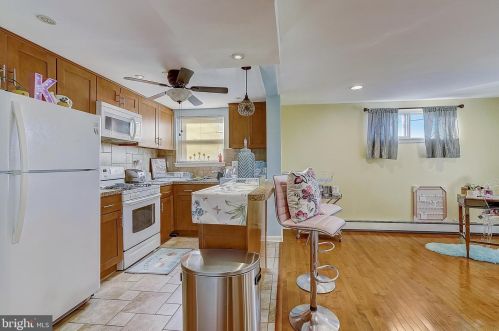 7554 Gilbert St, Philadelphia PA 19150-2606 exterior