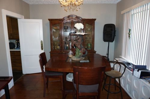 20 Elmwood Ave, Waukegan IL 60085-4611 exterior