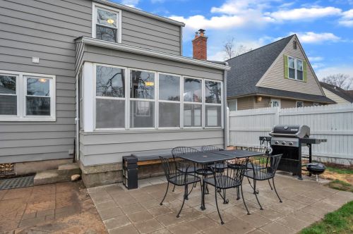 1205 Griswold St, Grand Rapids MI 49507-3814 exterior