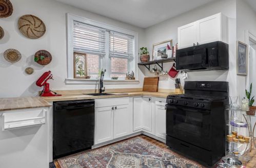 1274 Hawthorne Pl, Saint Louis MO 63130-1328 exterior