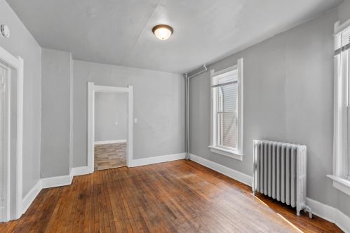 2476 Frederick Ave, Milwaukee WI 53211-3644 exterior