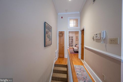 929 Clinton St, Philadelphia PA  19107-6109 exterior