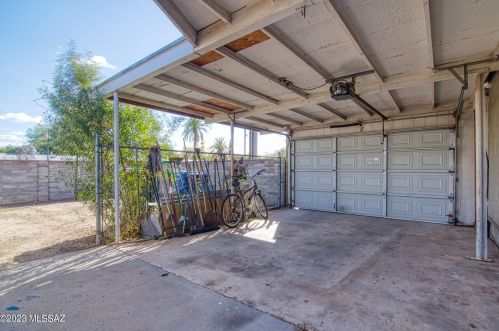 892 Glenn St, Tucson AZ  85705-4120 exterior