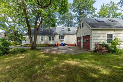 35 Heights Rd, Concord, NH 03301-5312