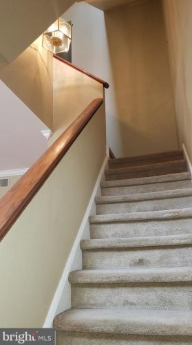 504 Williamson Cir, Media PA 19063-5132 exterior