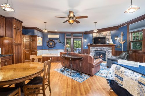 2617 3 St, Duluth MN 55812-1944 exterior