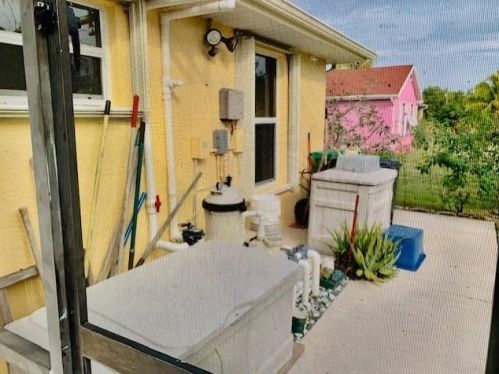 4413 Alsace Ave, Fort Pierce FL 34983-8337 exterior