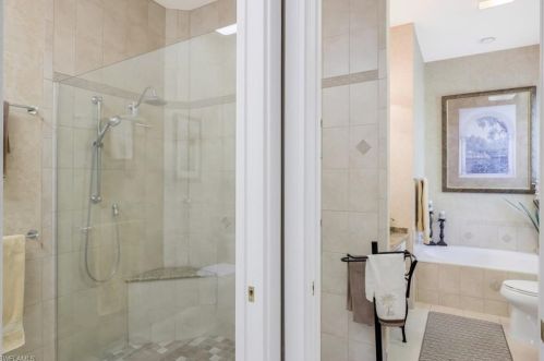 5981 Bermuda Ln, Naples FL 34119-9599 exterior