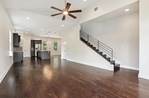 7215 Blessing Ave, Austin TX  78752-2715 exterior