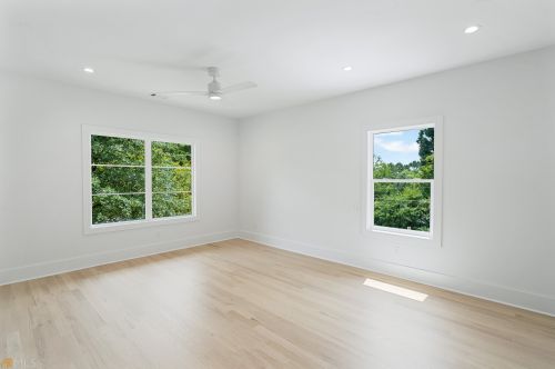 3986 Ashford Dunwoody Rd, Atlanta GA 30319-2002 exterior