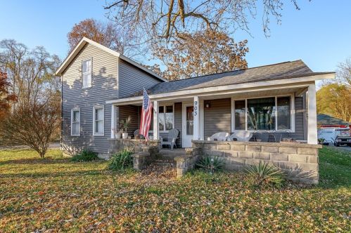 903 Bridge St, Plainwell, MI 49080-1853