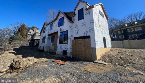 6627 Lincoln Dr, Philadelphia PA exterior