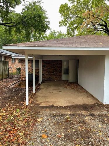 1526 Elm St, Denison TX  75020-1727 exterior