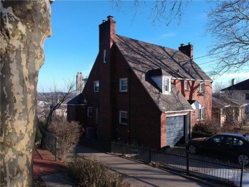 3024 Iowa St, Pittsburgh, PA 15219-5743