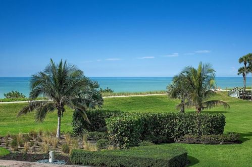 4720 Villa Mare Ln, Naples FL 34103-3429 exterior