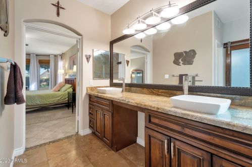 16003 9th Pl, Phoenix AZ  85022-3107 exterior