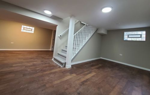 6217 Nagle Ave, Chicago IL  60638-4207 exterior