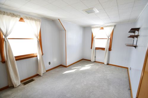 1638 Howard Ave, Milwaukee WI 53221-1928 exterior