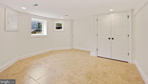 1533 Capitol St, Washington DC  20003-1508 exterior